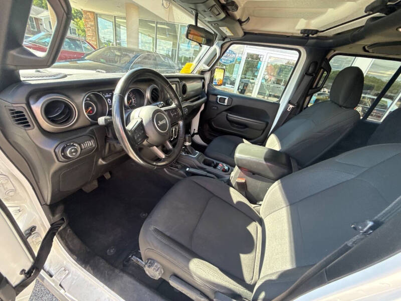 2021 Jeep Gladiator Willys