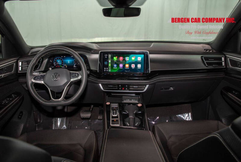 2024 Volkswagen Atlas Cross Sport SE 4Motion