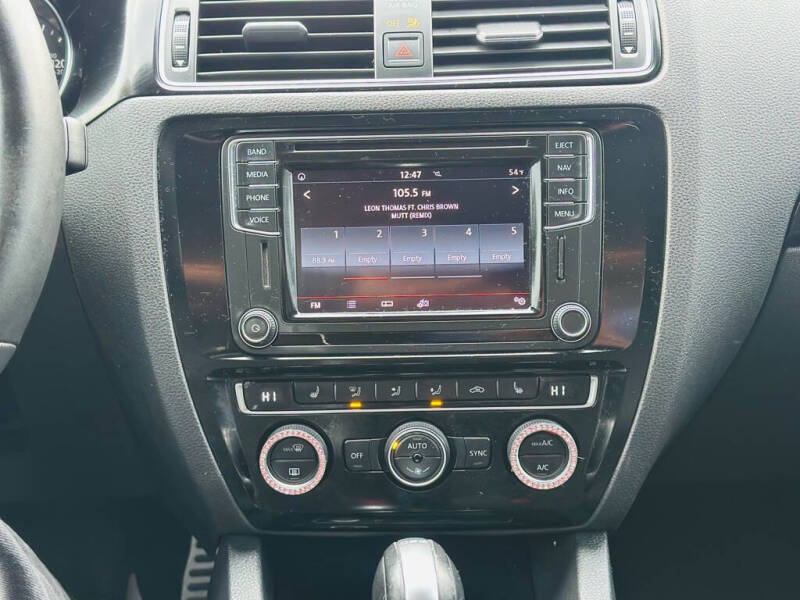 2017 Volkswagen Jetta 2.0T GLI