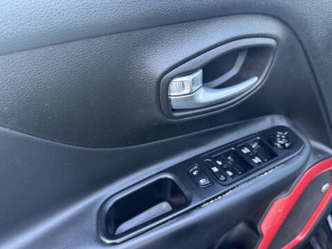 2016 Jeep Renegade Trailhawk