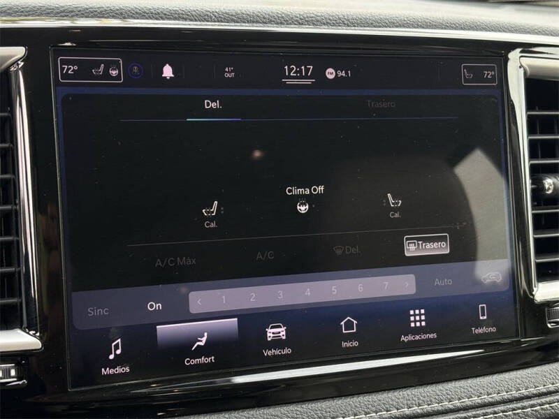 2021 Chrysler Pacifica Touring L