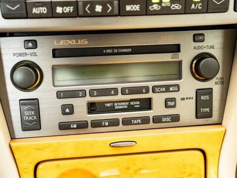 2004 Lexus SC 430