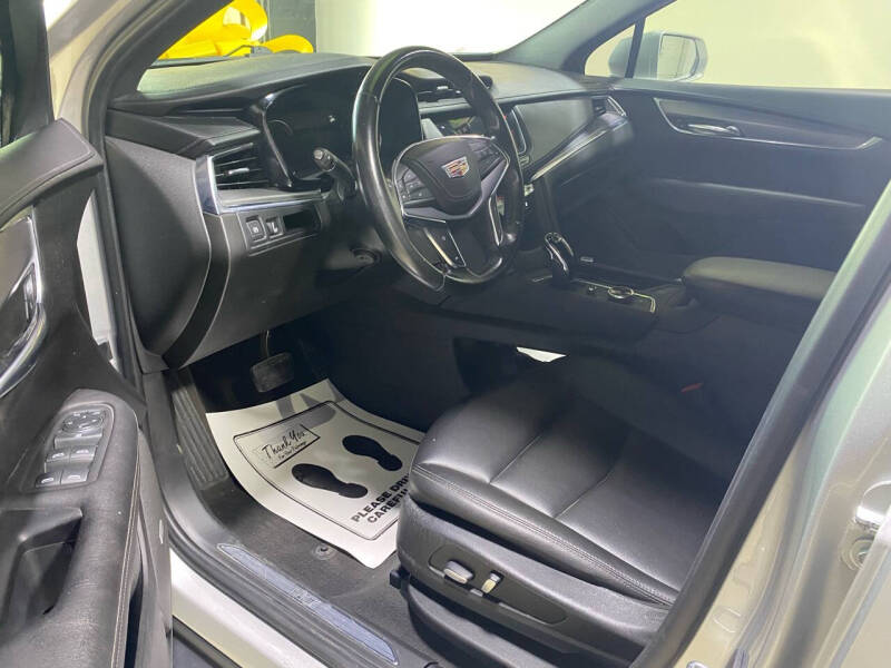 2020 Cadillac XT5 Luxury