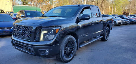 2018 Nissan Titan for sale at GEORGIA AUTO DEALER LLC in Buford GA
