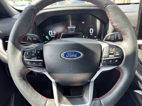 2025 Ford Explorer ST-Line