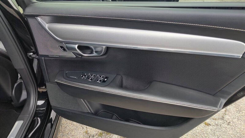 2020 Volvo S90 T6 R-Design