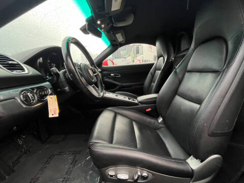 2023 Porsche 718 Boxster