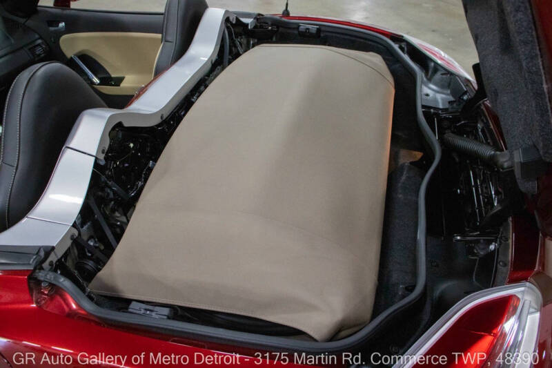 2009 Saturn SKY Red Line