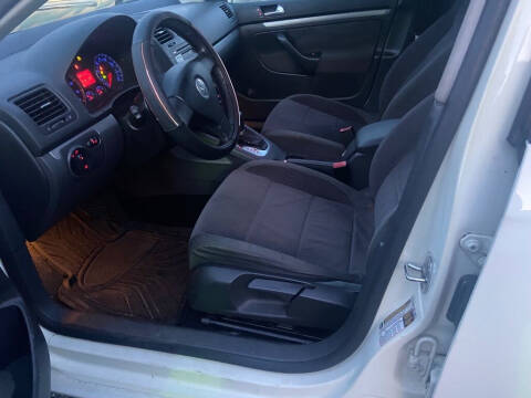 2007 Volkswagen Jetta for sale at Auto Link Seattle in Seattle WA