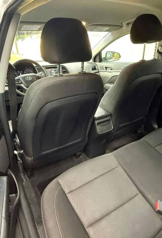 2018 Hyundai Elantra