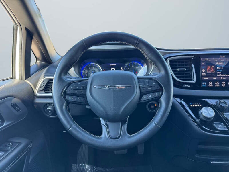 2020 Chrysler Pacifica Launch Edition