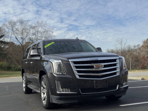 2017 Cadillac Escalade ESV Luxury