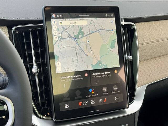 2026 Volvo XC90 T8 Plus 7P