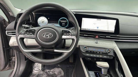 2023 Hyundai Elantra Hybrid Limited