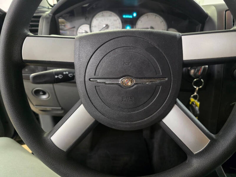 2005 Chrysler 300
