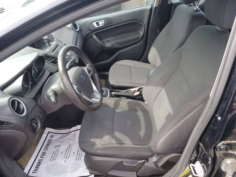 2016 Ford Fiesta SE