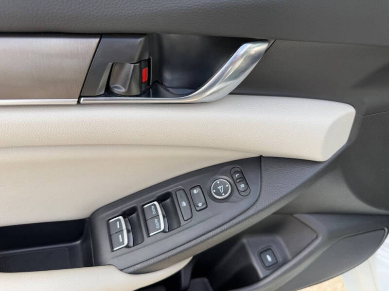 2022 Honda Accord LX