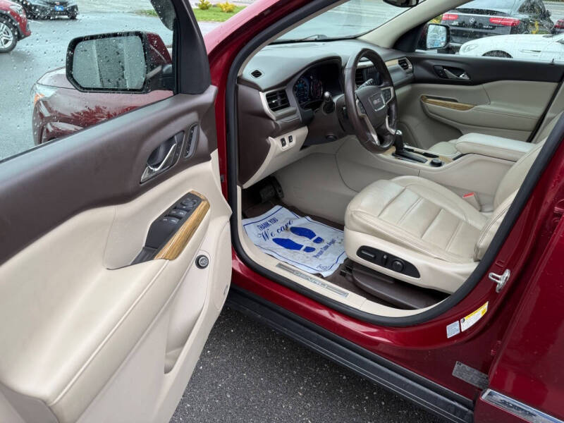 2017 GMC Acadia Denali