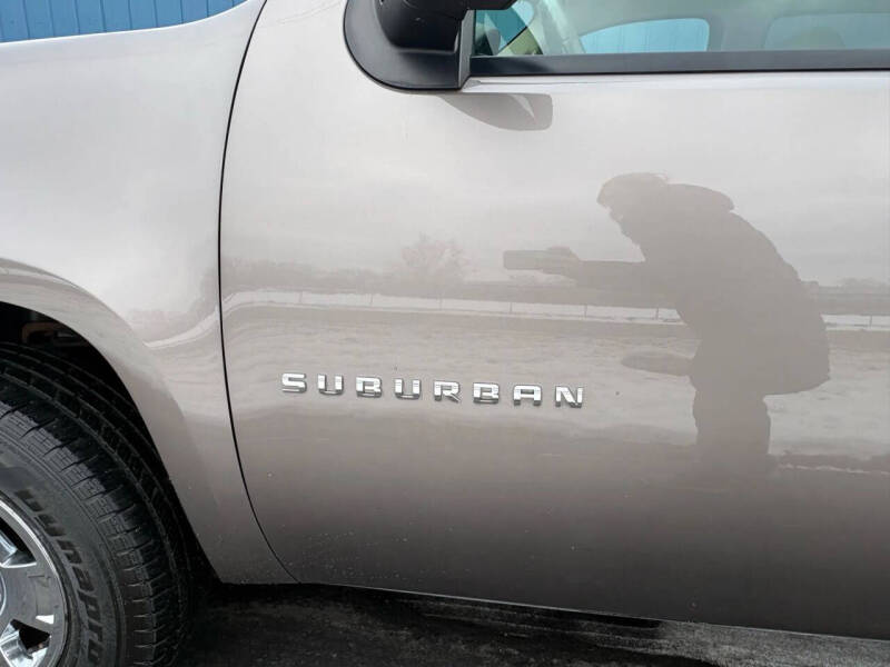 2013 Chevrolet Suburban LS