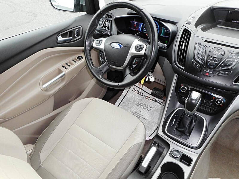 2014 Ford C-MAX Hybrid SE