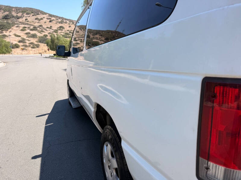 2013 Ford E-Series E-350 SD XLT