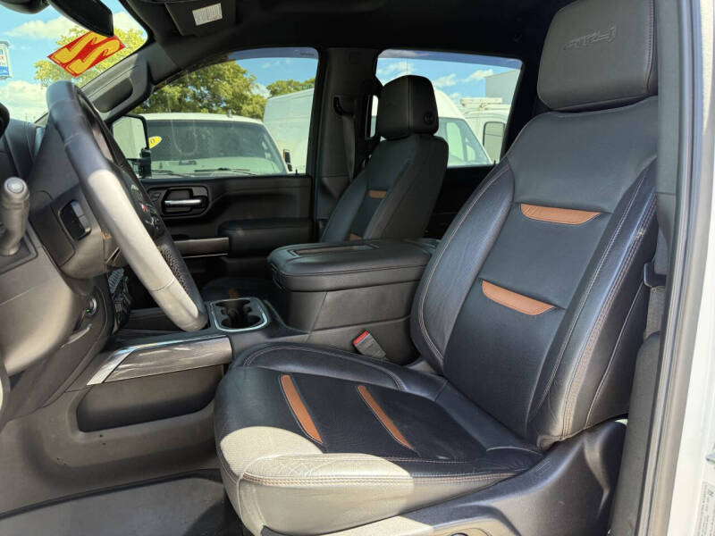 2022 GMC Sierra 2500HD AT4