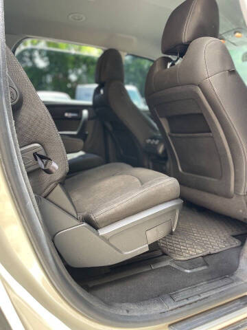 2014 GMC Acadia SLE-2