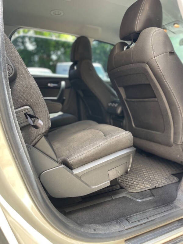 2014 GMC Acadia SLE-2