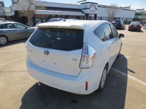 2012 Toyota Prius v Two