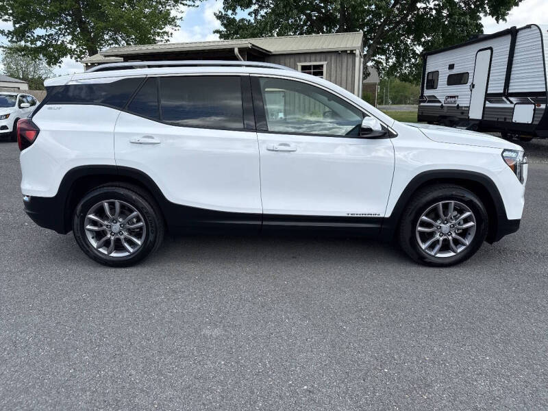 2024 GMC Terrain SLT