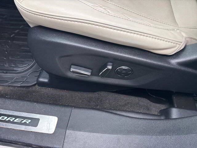 2017 Ford Explorer Platinum
