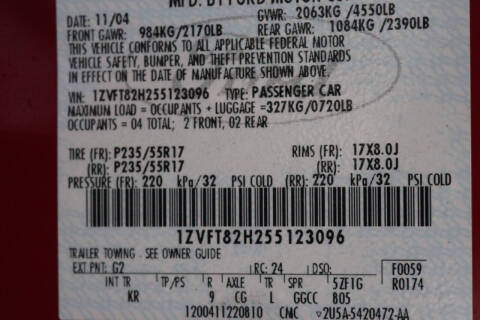 2005 Ford Mustang GT Premium