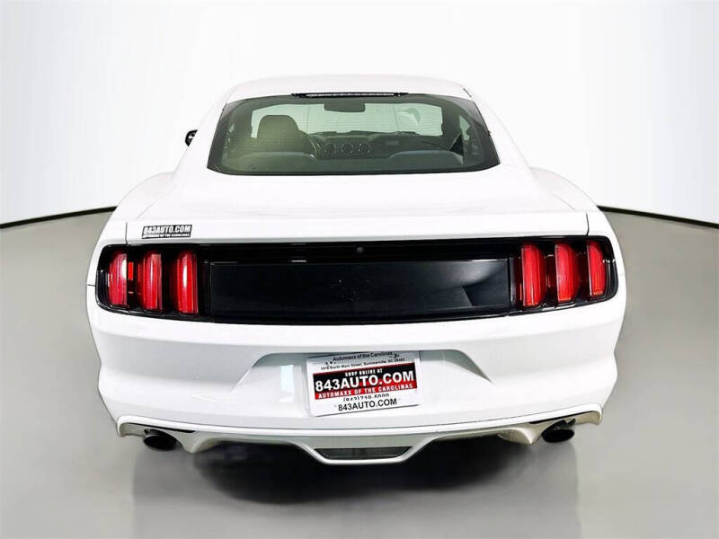 2015 Ford Mustang V6