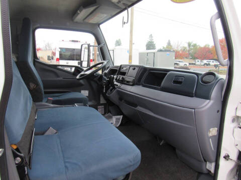 2012 Mitsubishi Fuso FE160
