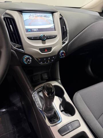2017 Chevrolet Cruze LS Auto