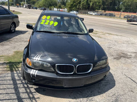 2004 BMW 3 Series for sale at SCOTT HARRISON MOTOR CO in Houston TX