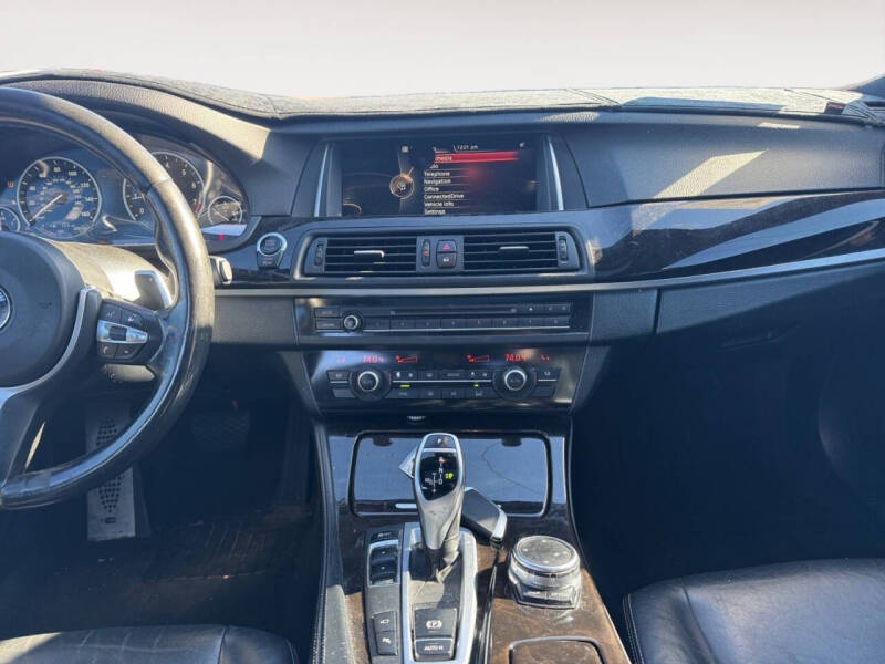 2016 BMW 5 Series 528i