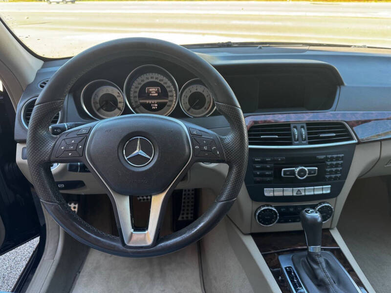 2013 Mercedes-Benz C-Class C 300 Luxury 4MATIC