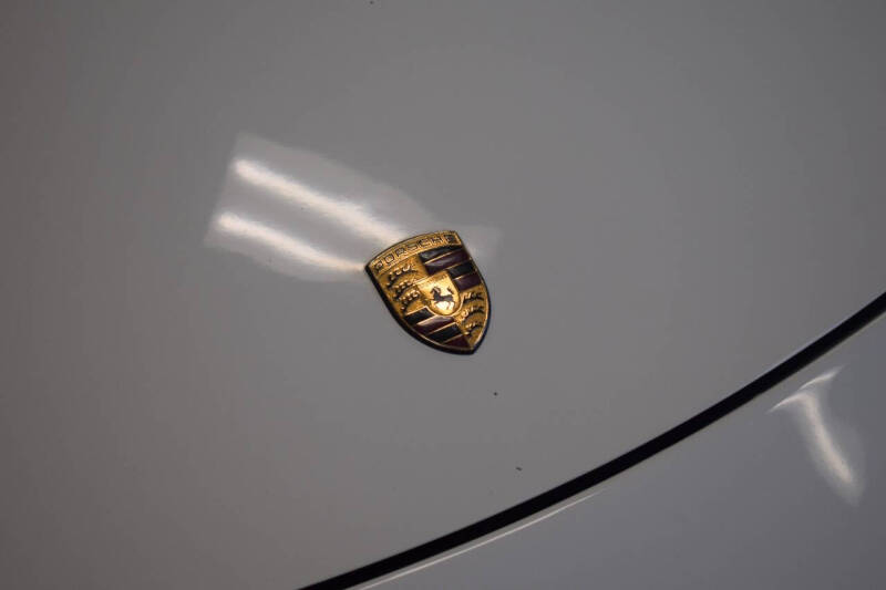 2000 Porsche 911 Carrera