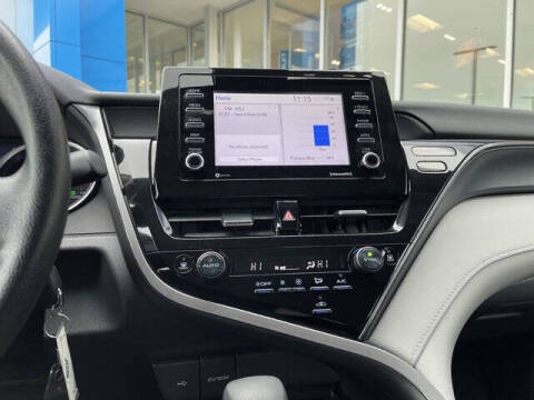 2022 Toyota Camry LE