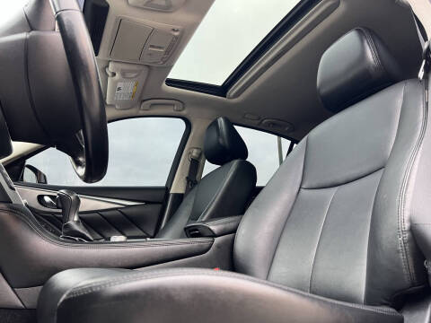 2016 Infiniti Q50 3.0T Premium