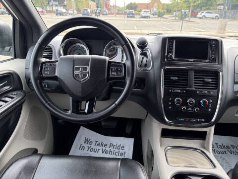2016 Dodge Grand Caravan SXT Plus