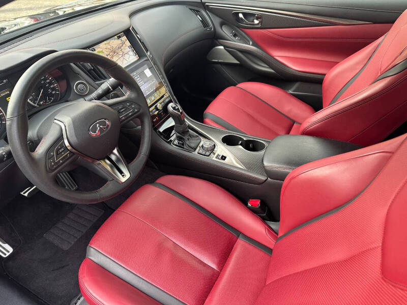2022 Infiniti Q60 Red Sport 400