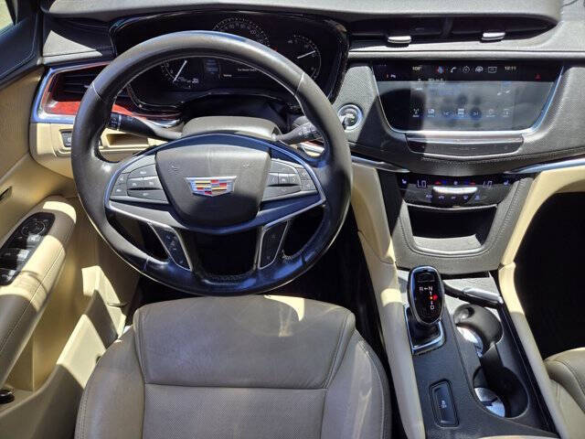 2019 Cadillac XT5 Luxury