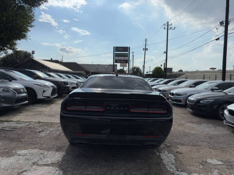 2017 Dodge Challenger GT