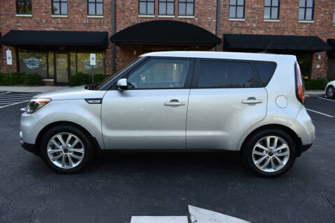 2017 Kia Soul +