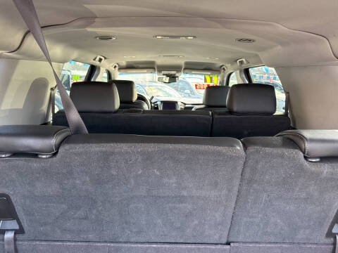 2017 Chevrolet Suburban LT