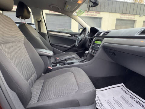 2013 Volkswagen Passat S PZEV