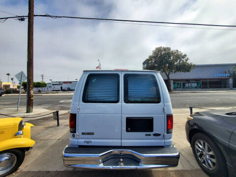 2009 Ford E-Series E-150