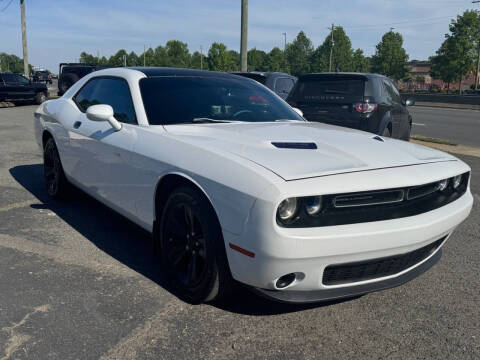 2015 Dodge Challenger SXT